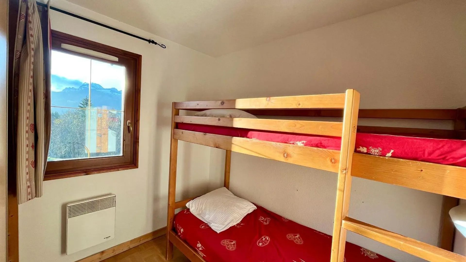Appartement Cosy Avec Piscine Et Parking, Au Pied Des Pistes - Fr-1-505-213 Flumet 0*,  Franciaország