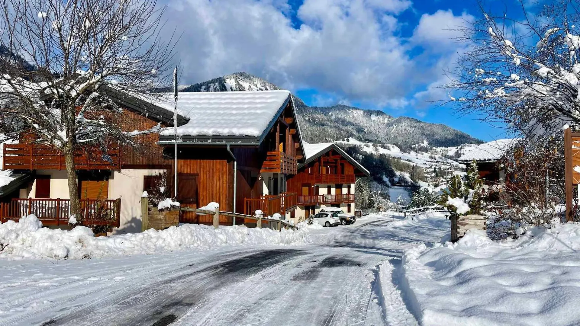 Appartement Cosy Avec Piscine Et Parking, Au Pied Des Pistes - Fr-1-505-213 플루메 아파트